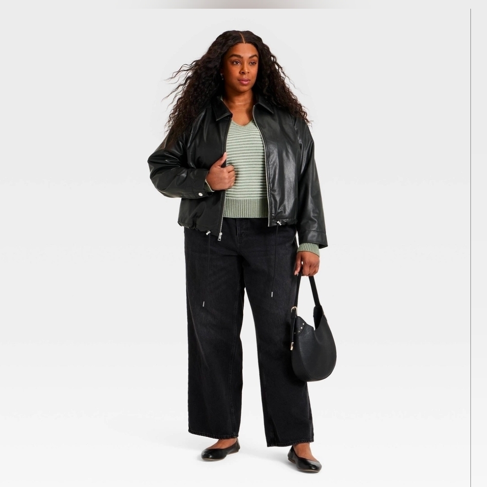 Universal Thread Women's Faux Leather Bubble Jacket, BlackSize XL - Picture 3 of 6